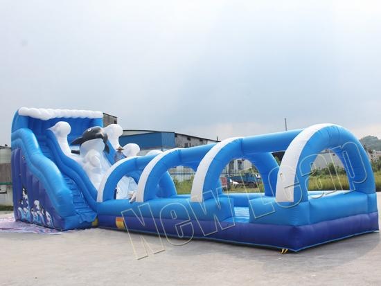 Inflatable tunnel water slide