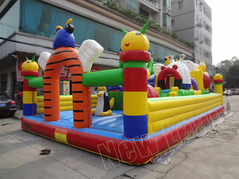 Inflatable fun city 