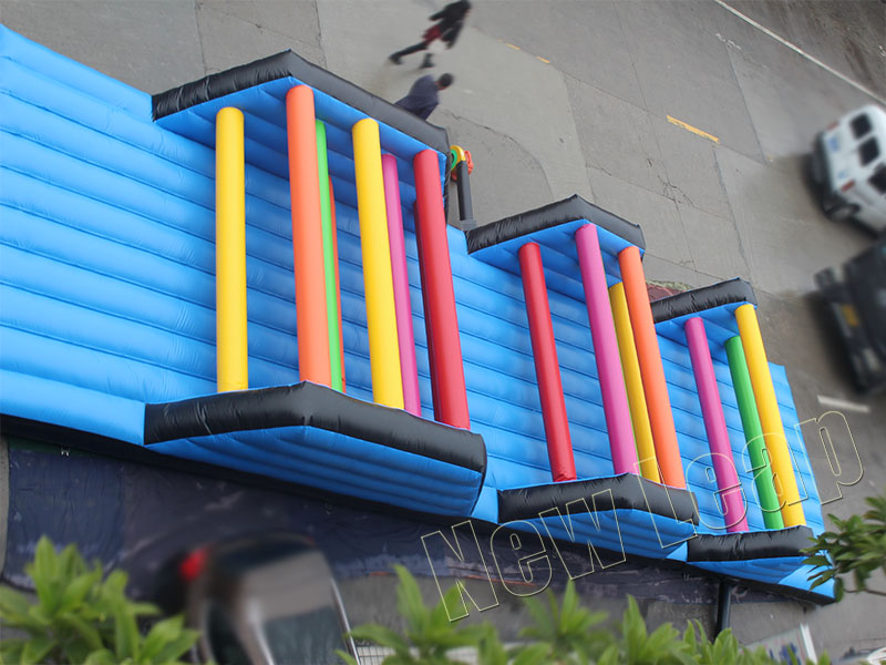 Inflatable obstacle