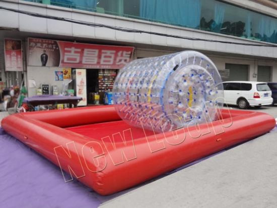 Inflatable roller ball