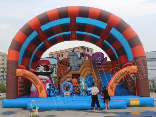 Inflatable fun city