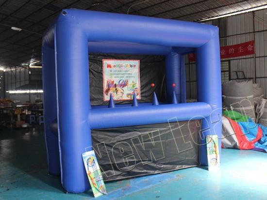 Inflatable archery game