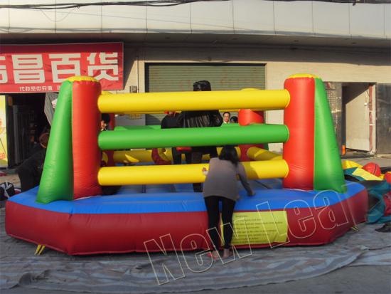 Inflatable boxing ring